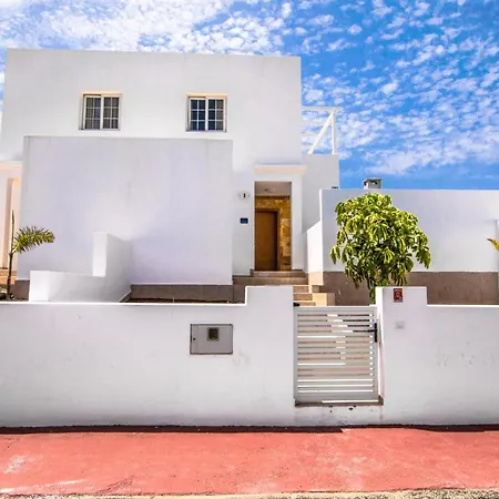 228 - Casa Luca By Now Ltd * プラヤ・ブランカ